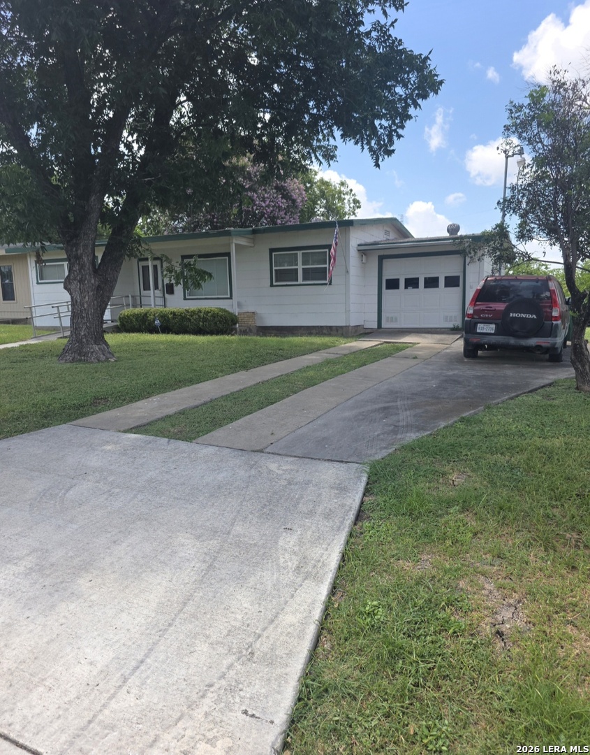 214 Glad San Antonio TX 78223