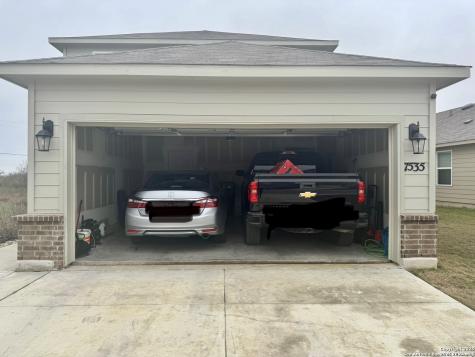 7535 Homewood Lane Elmendorf TX 78112