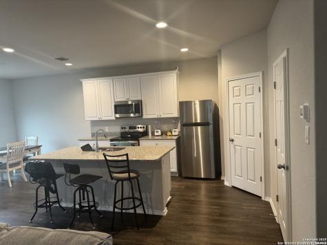 7535 Homewood Lane Elmendorf TX 78112
