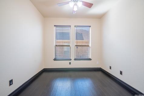 2510 Golden Rain San Antonio TX 78245