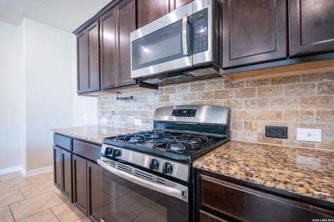 2510 Golden Rain San Antonio TX 78245