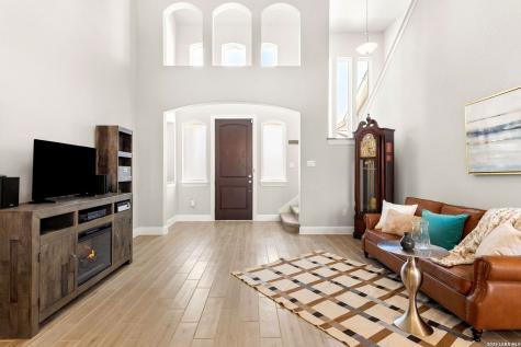 257 Club View East Seguin TX 78155