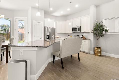 257 Club View East Seguin TX 78155
