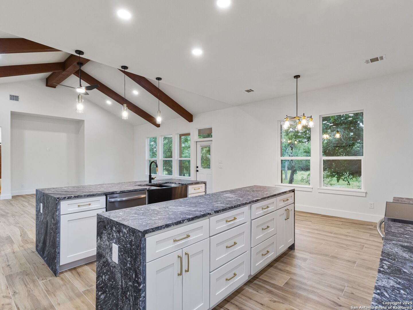 7022 Circle Oak Drive Bulverde TX 78163