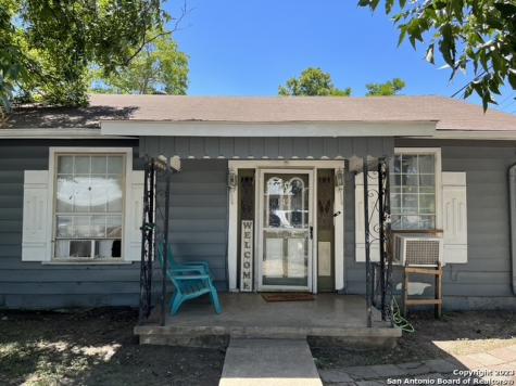 142 Hollenbeck Avenue San Antonio TX 78211