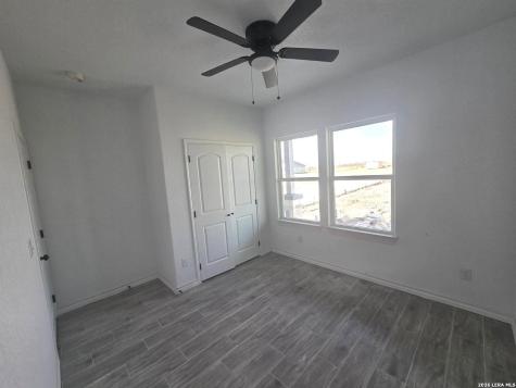 181 Ranchero Way Natalia TX 78059