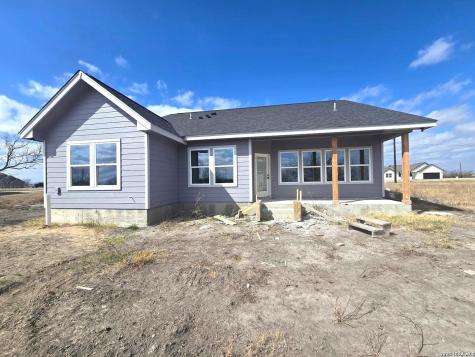 181 Ranchero Way Natalia TX 78059