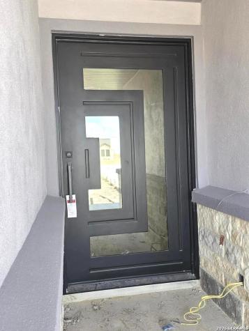 181 Ranchero Way Natalia TX 78059