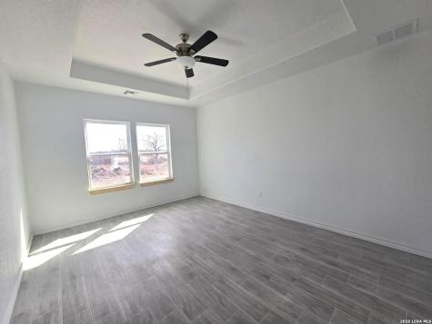 181 Ranchero Way Natalia TX 78059