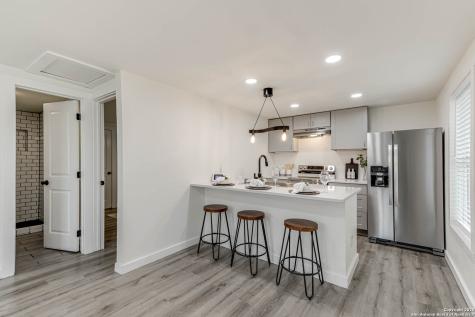 324 Overlook Road San Antonio TX 78233
