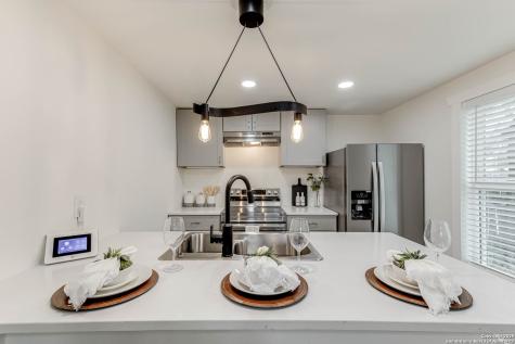 324 Overlook Road San Antonio TX 78233