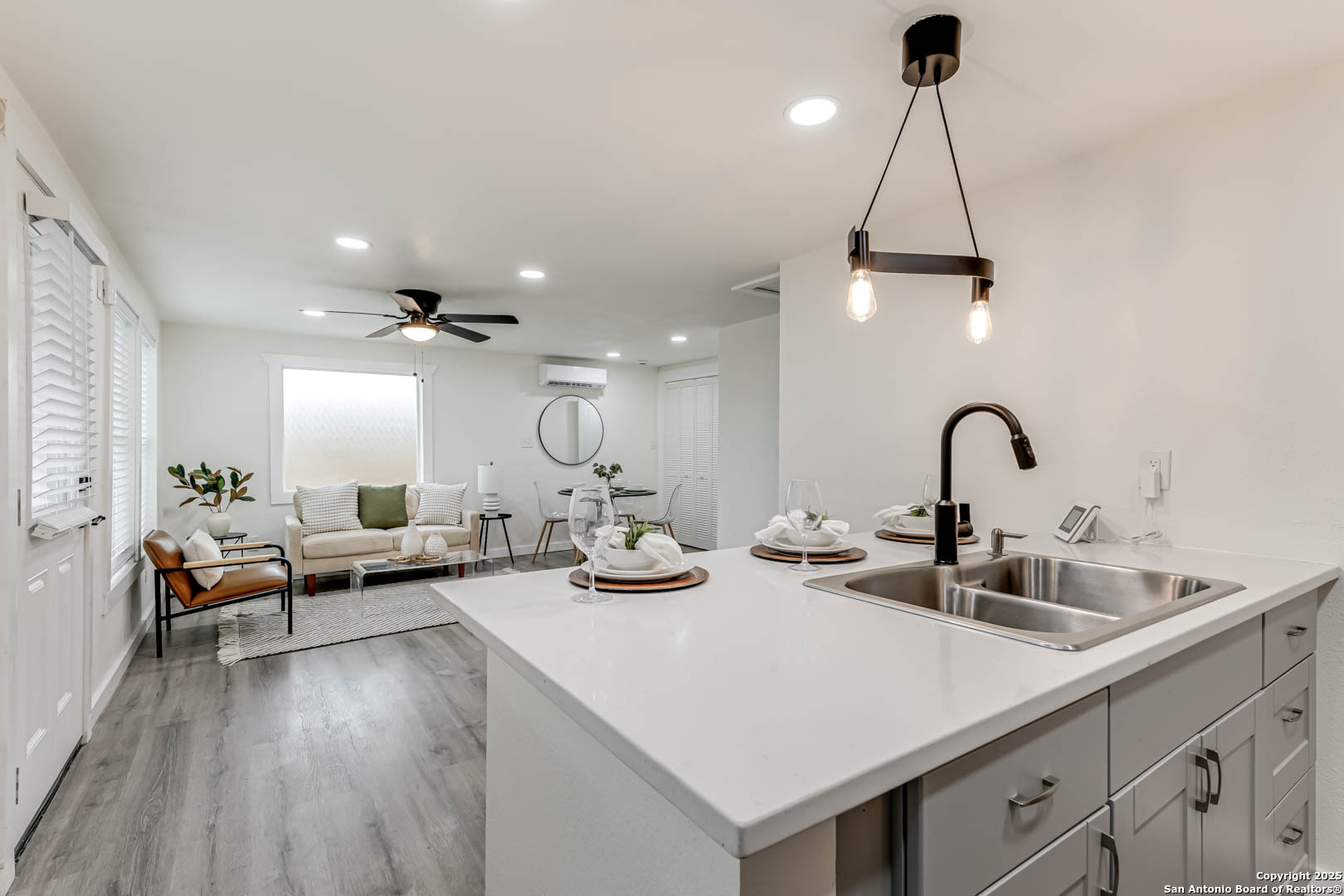 324 Overlook Road San Antonio TX 78233