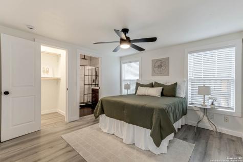 324 Overlook Road San Antonio TX 78233