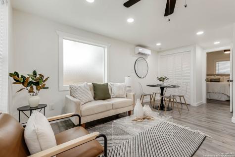 324 Overlook Road San Antonio TX 78233