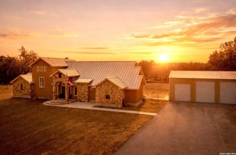 4691 Fm 1339 Kingsbury TX 78638