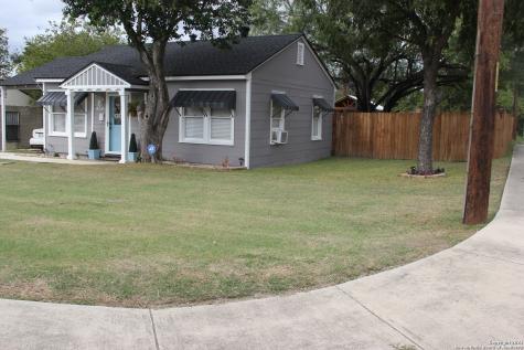439 Cravens Avenue San Antonio TX 78223