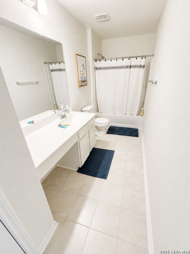 5275 Anzueto San Antonio TX 78261