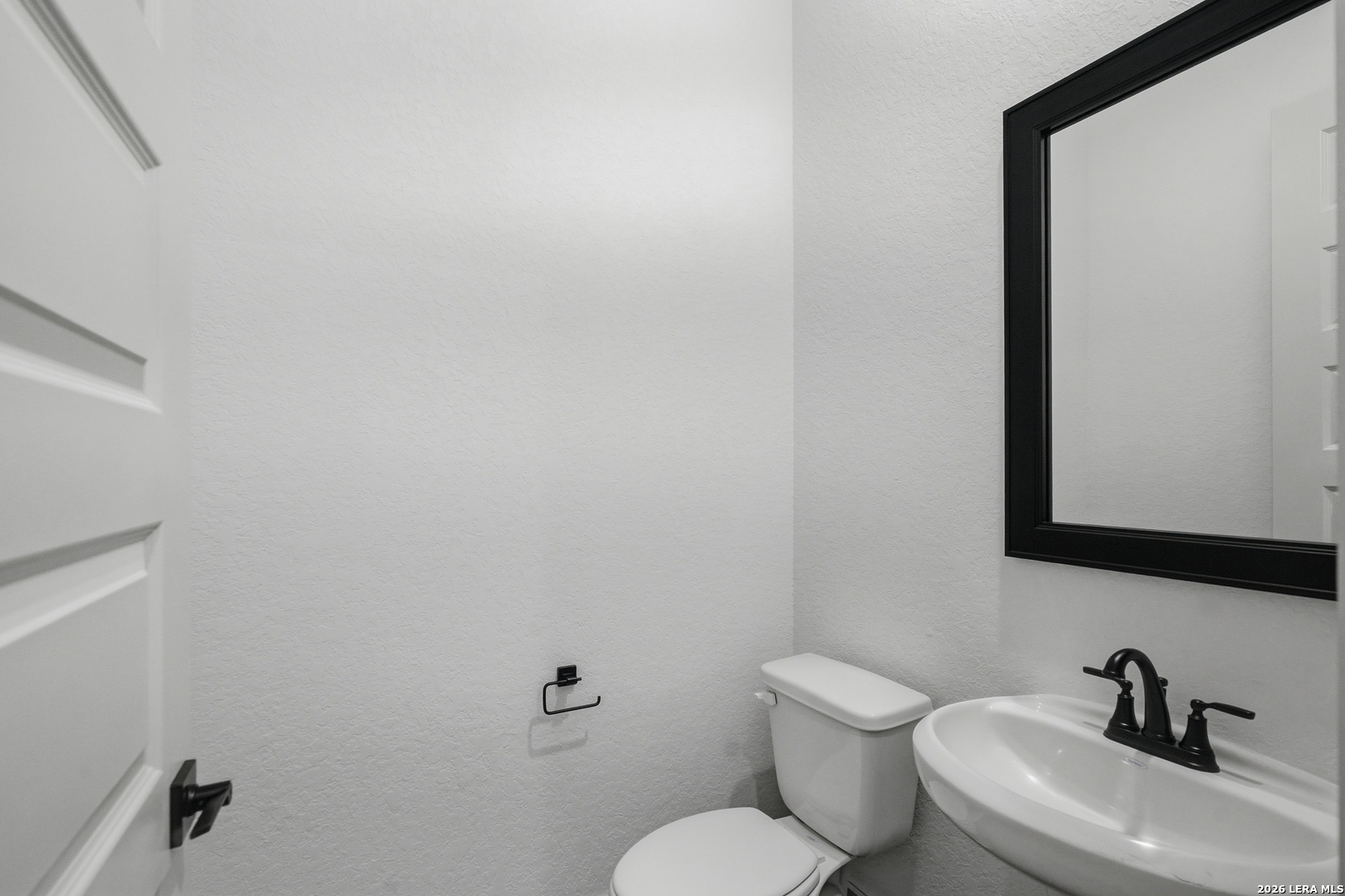 718 Niebla Creek San Antonio TX 78263