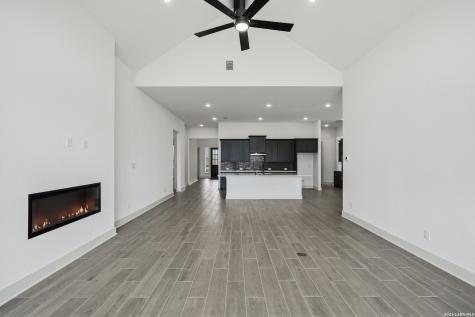 718 Niebla Creek San Antonio TX 78263