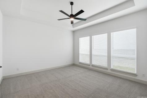 718 Niebla Creek San Antonio TX 78263