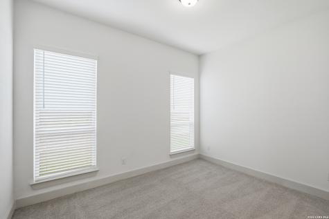 718 Niebla Creek San Antonio TX 78263