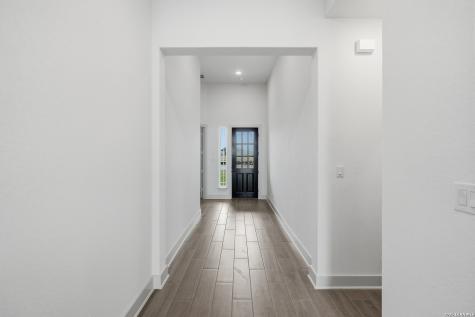 718 Niebla Creek San Antonio TX 78263