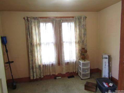 217 Lancaster San Antonio TX 78214