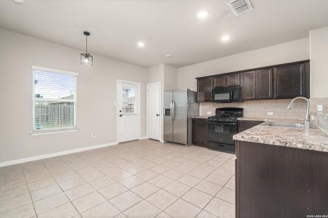 7911 Deepwell Drive San Antonio TX 78254