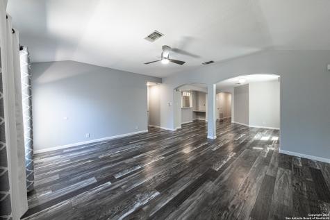 15522 Flowing Spring San Antonio TX 78247