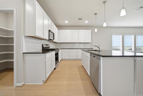 7016 Sycamore Hollow San Antonio TX 78252