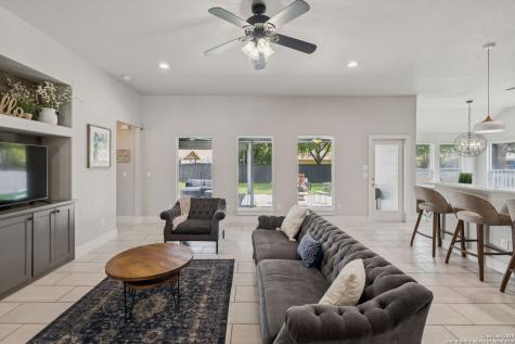 1516 Denise Drive New Braunfels TX 78130