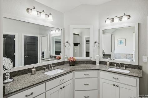 1516 Denise Drive New Braunfels TX 78130
