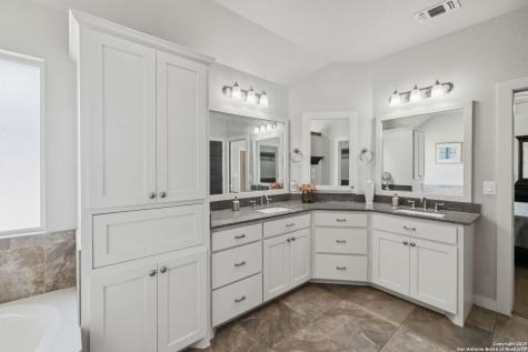1516 Denise Drive New Braunfels TX 78130