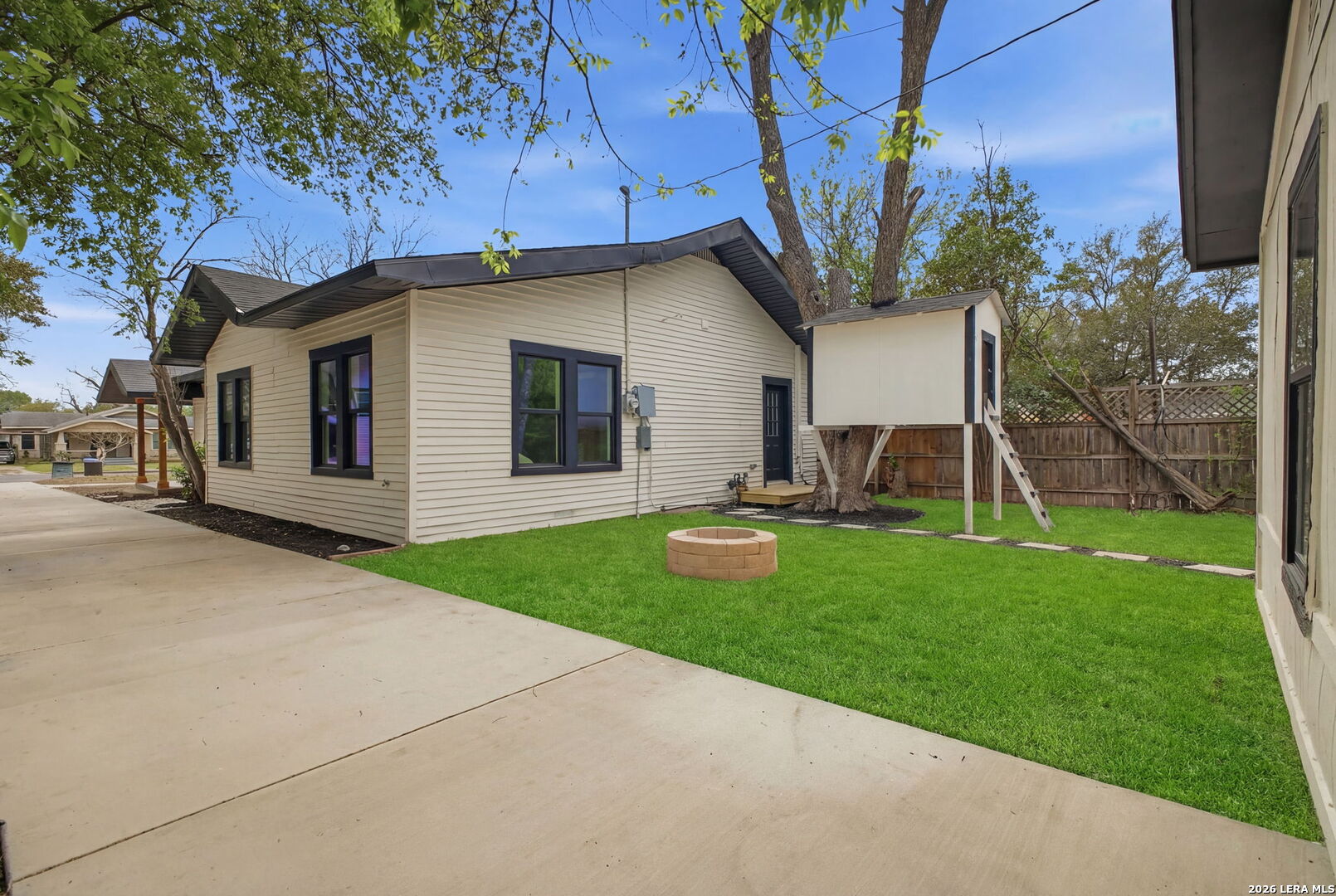 931 E Highland Boulevard San Antonio TX 78210