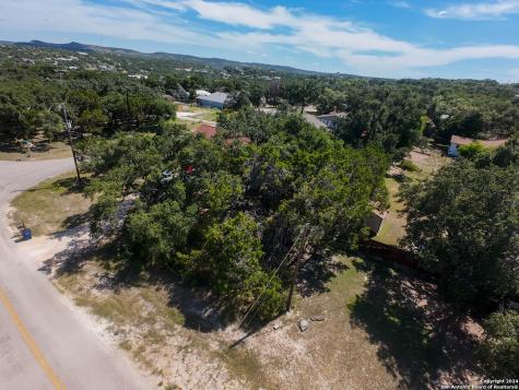 1530 Canyon Bend Canyon Lake TX 78133