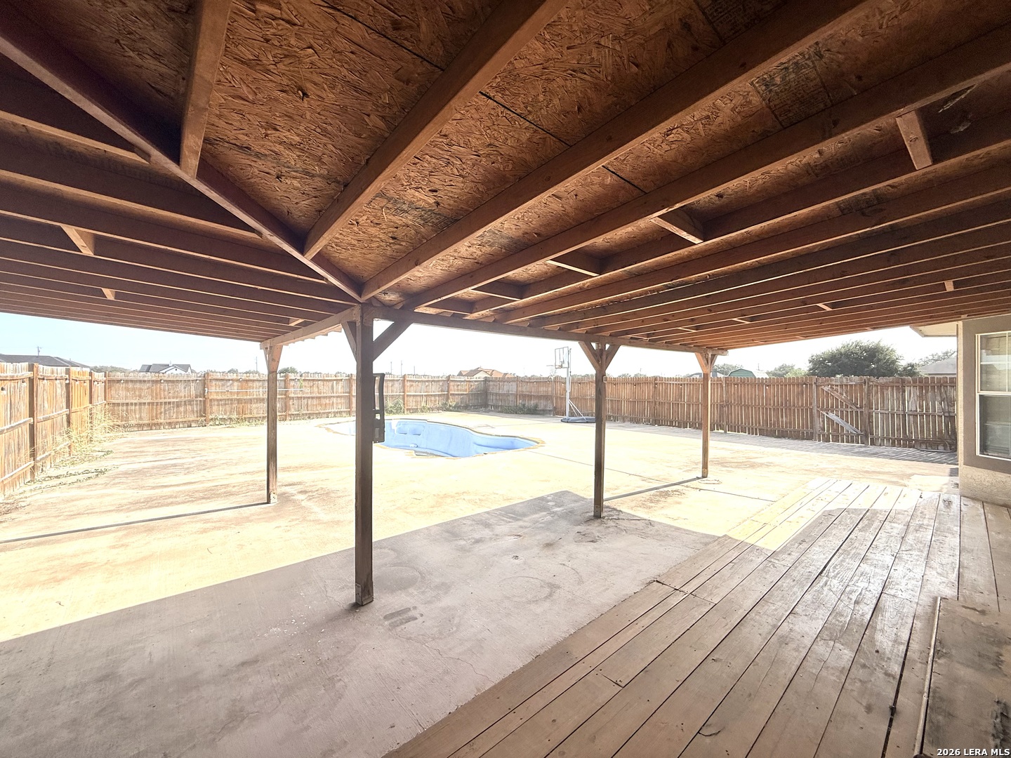 116 Palomino Trail Natalia TX 78059