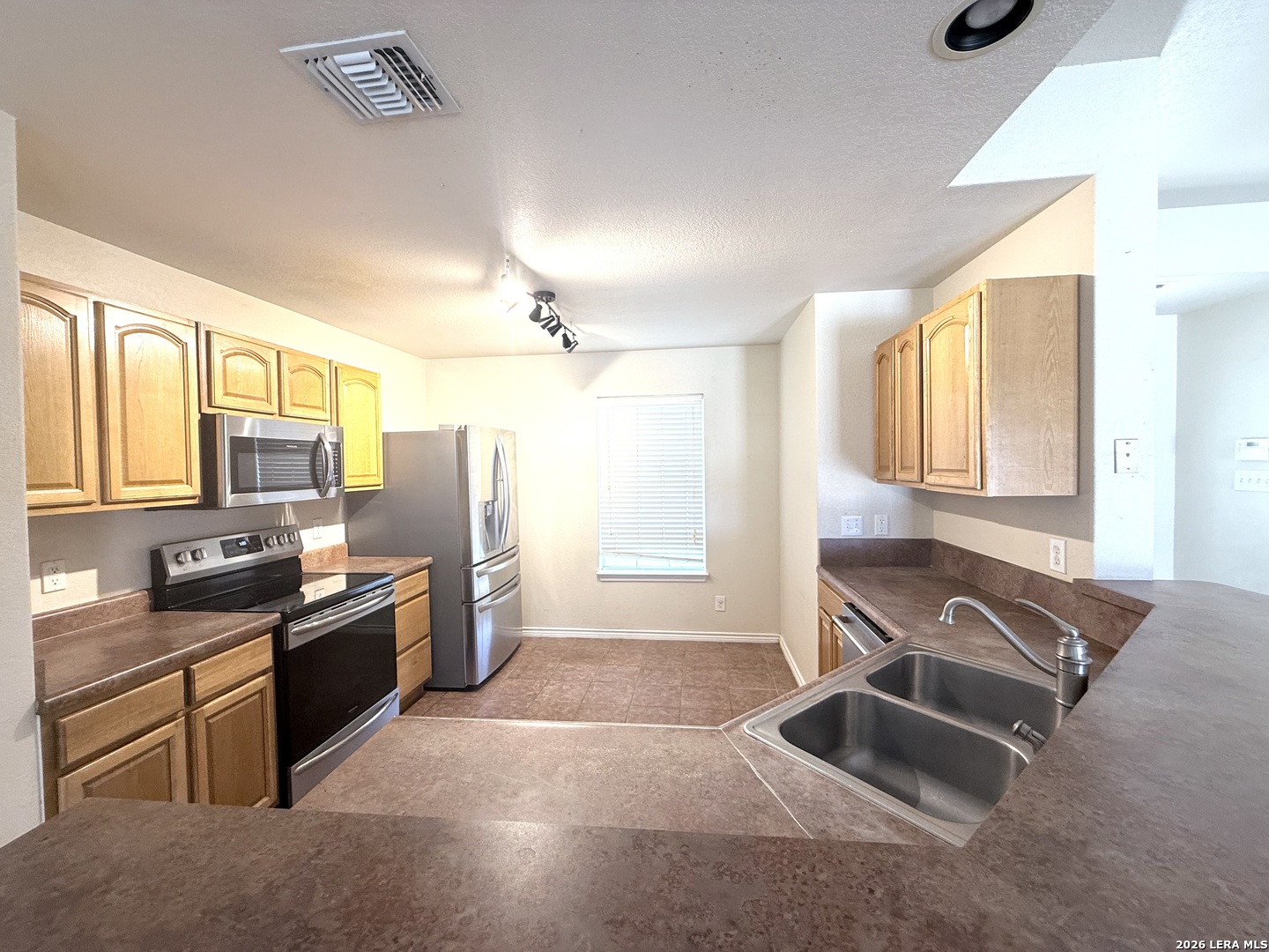 116 Palomino Trail Natalia TX 78059