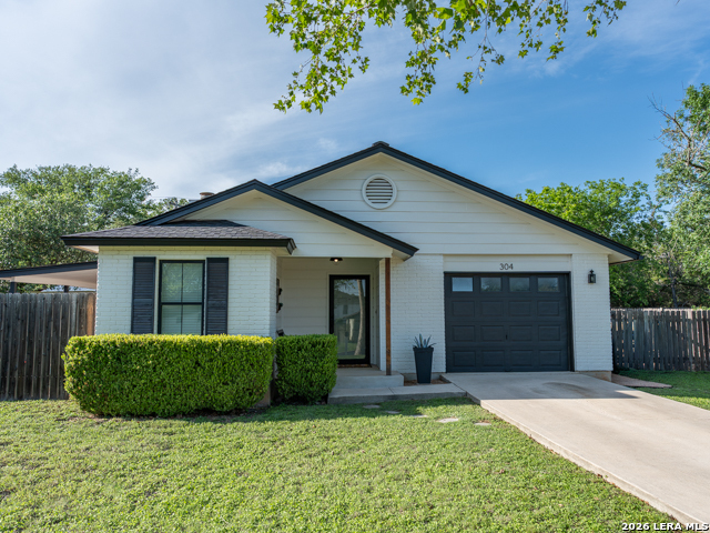 304 Bentwood Drive Boerne TX 78006