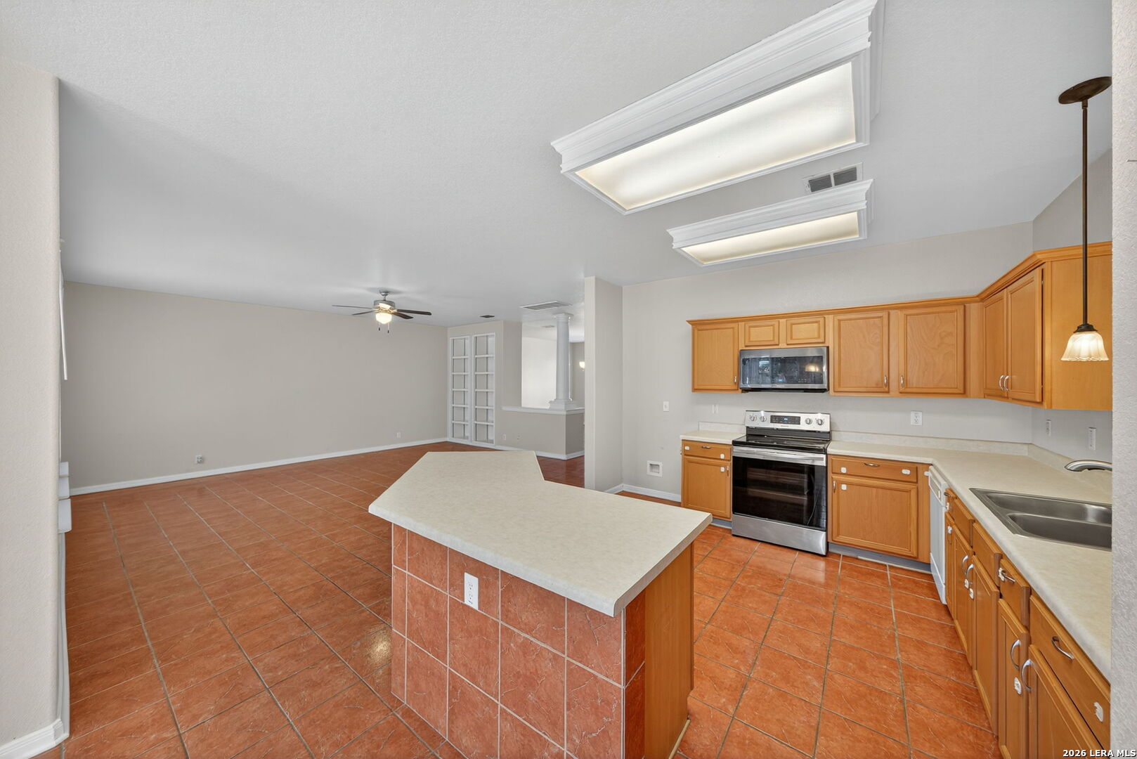 25119 Royal Land San Antonio TX 78255
