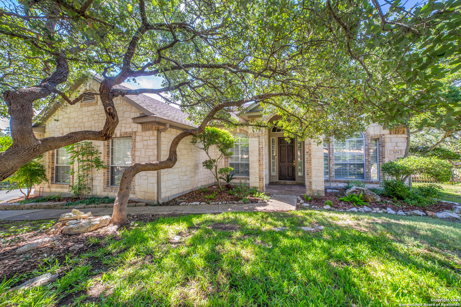 324 Majestic Grove San Antonio TX 78258