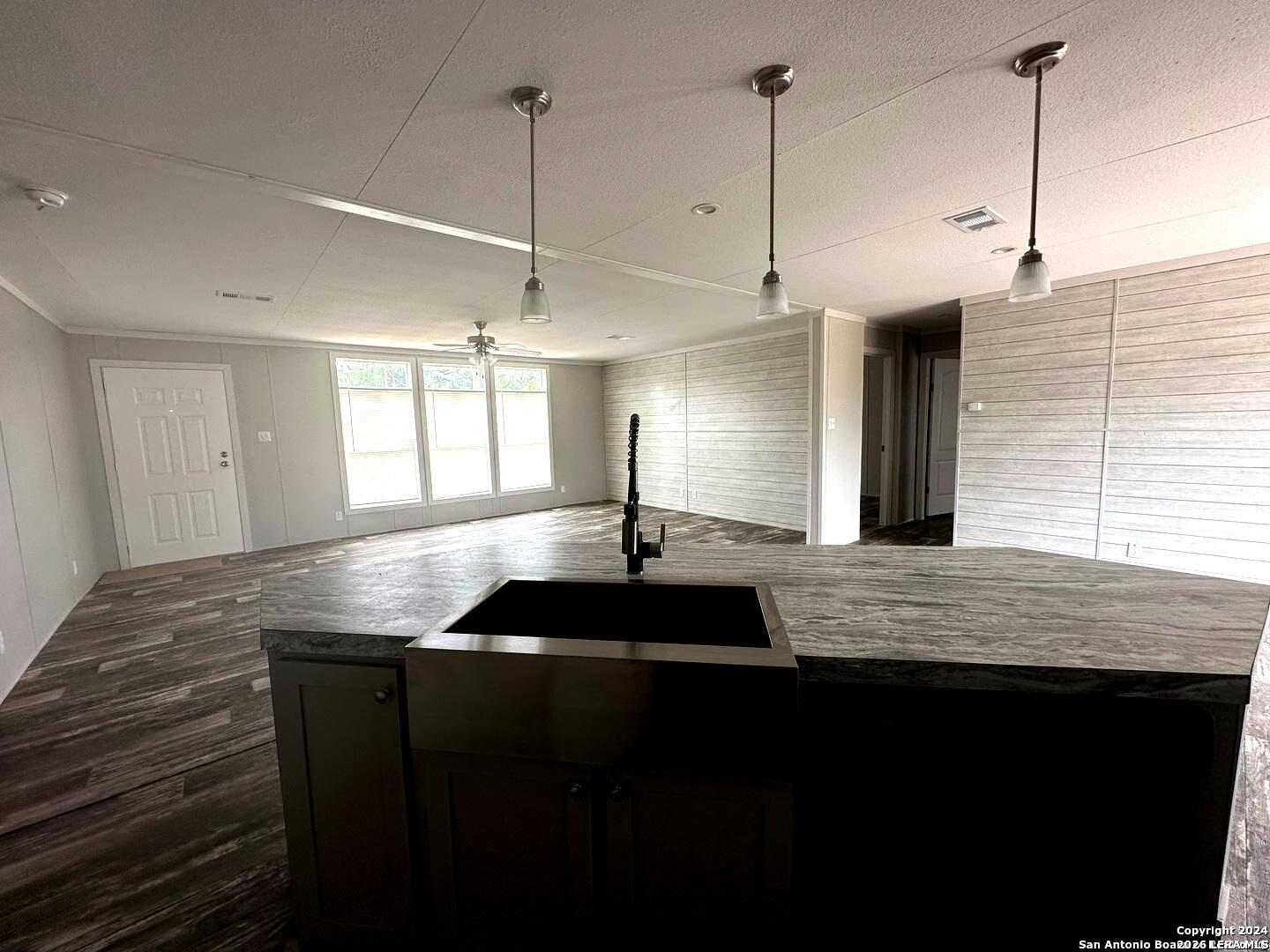 1113 Long Leaf Pine Huffman TX 77336