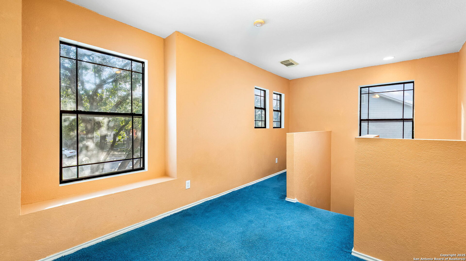 8902 Sungate Bay San Antonio TX 78224