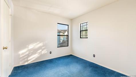 8902 Sungate Bay San Antonio TX 78224