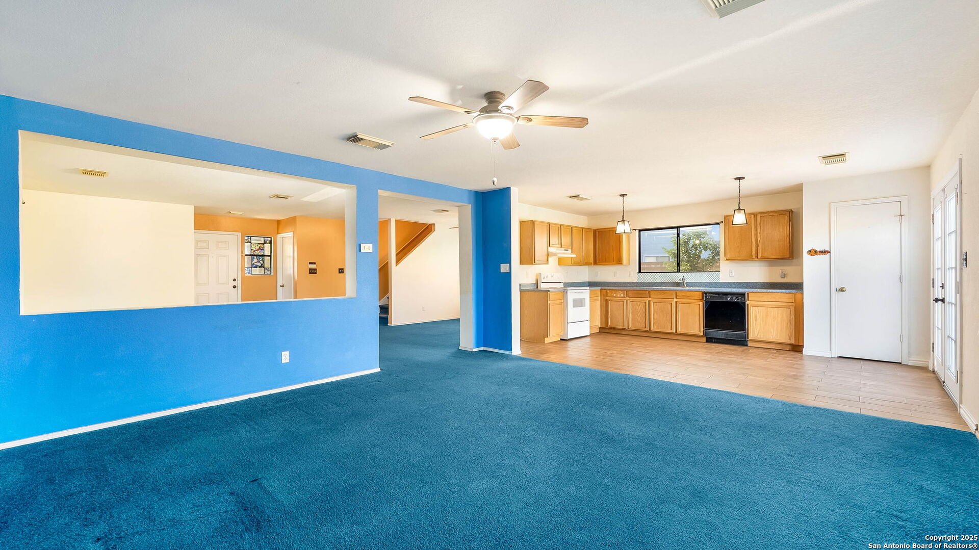 8902 Sungate Bay San Antonio TX 78224
