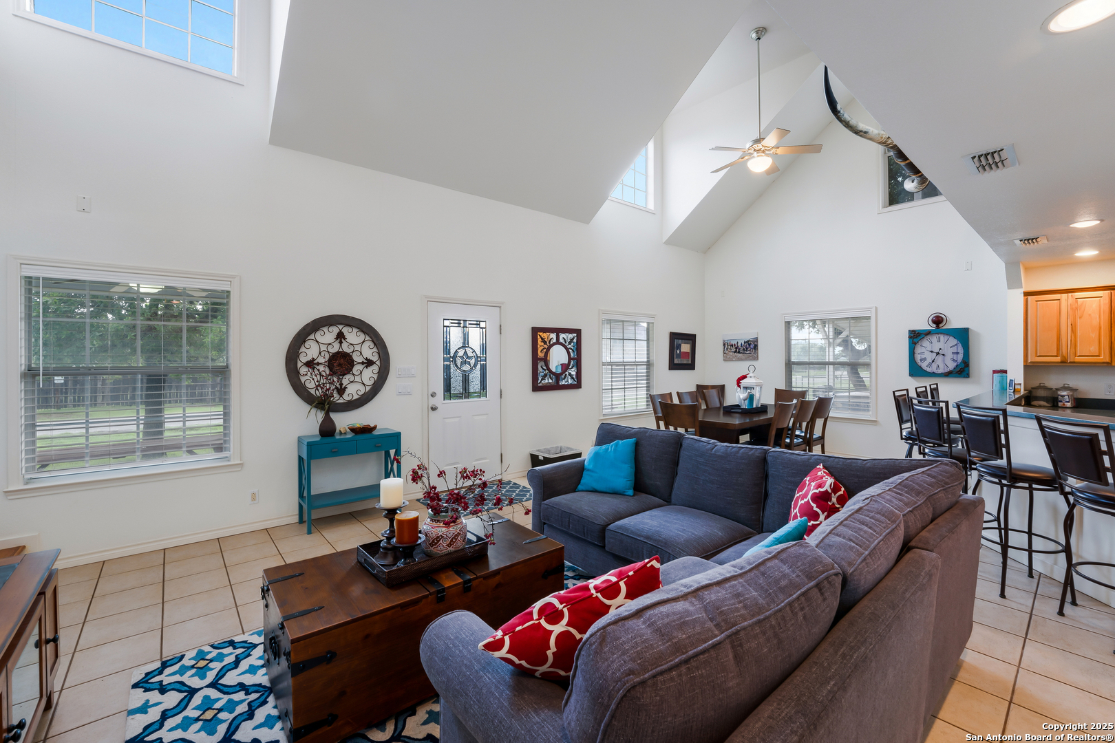 132 Clearview Canyon Lake TX 78133