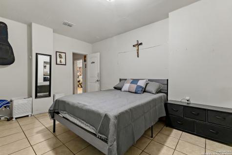 806 N Brazos Street San Antonio TX 78207
