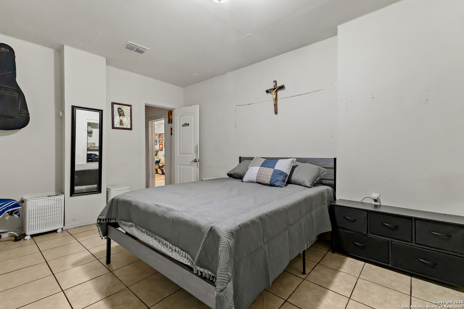 806 N Brazos Street San Antonio TX 78207