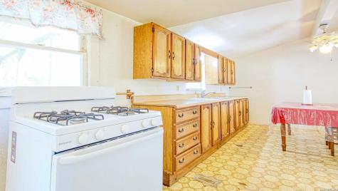 1107 Trail Street Floresville TX 78114