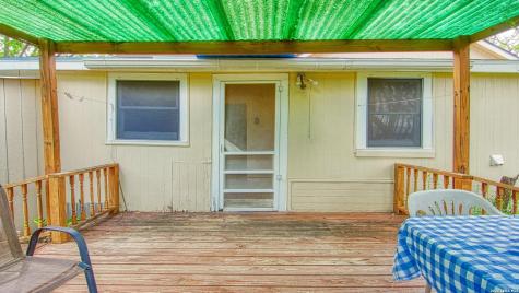 1107 Trail Street Floresville TX 78114