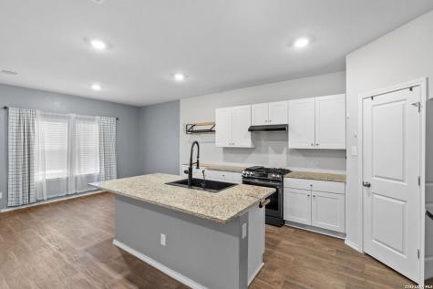 2965 Wolfcreek New Braunfels TX 78130